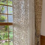 【ピュアモリス】ウイローボウの英国レース生地でカーテンを作りました